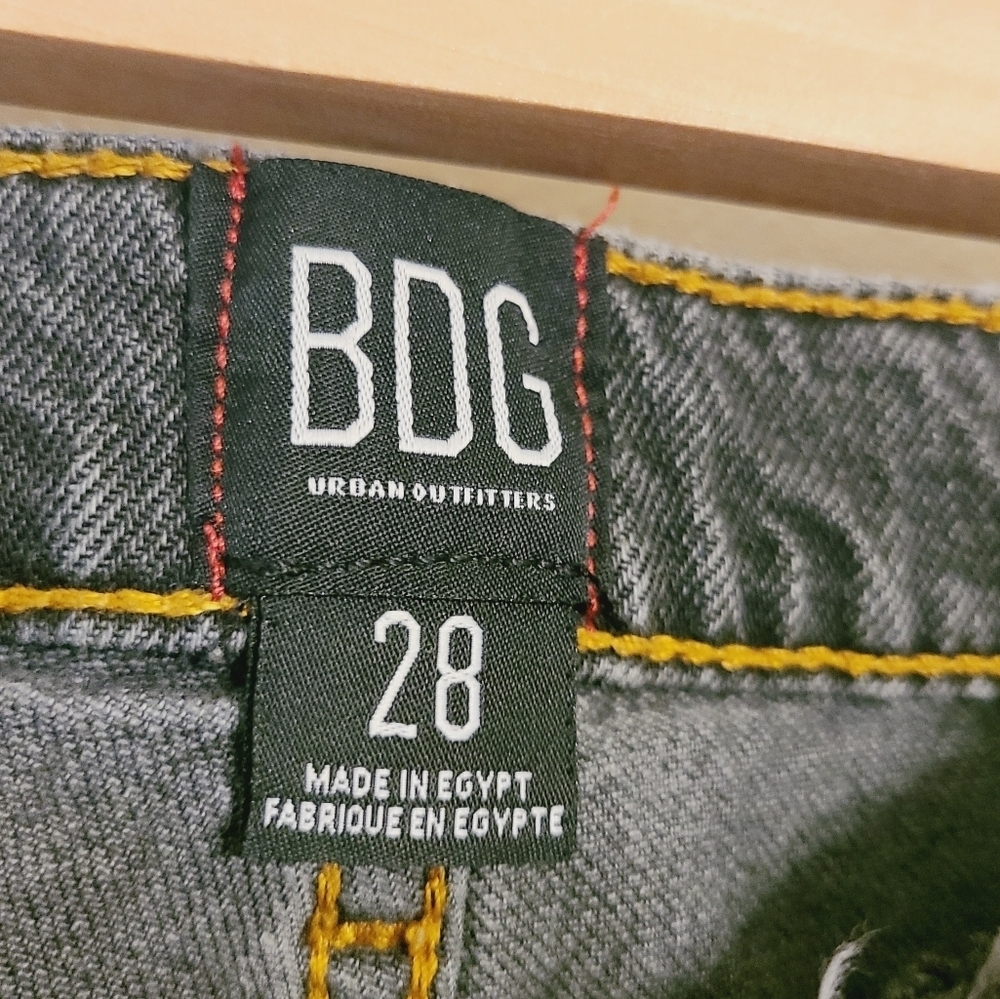 Urban Outfitters BDG | Women's Black/Dark Blue Flared Jeans (Size 28) - Picture 3 of 15